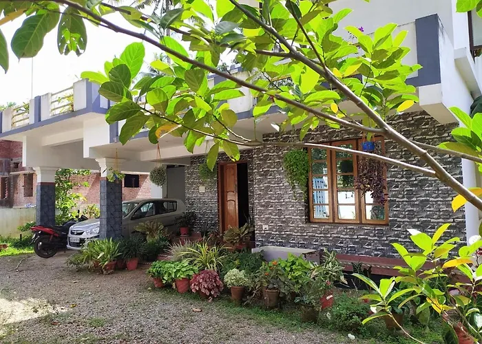 A K Munroe Homestay