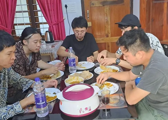 A K Munroe Homestay